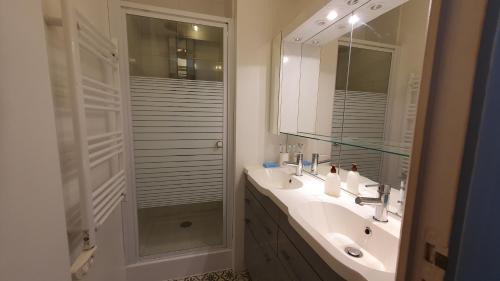 19th Arrondissement Apartment | Très bel appartement + Parking Privé