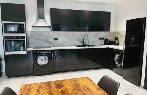 Livry-Gargan Apartment | Très Grand Appartement /Sauna /Charles de Gaulle