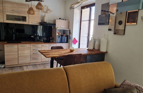 Sartene Apartment | Très Joli Petit Appartement au Coeur de Sartène