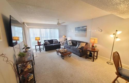Crescent Beach Apartment | Tradewinds 151 condo
