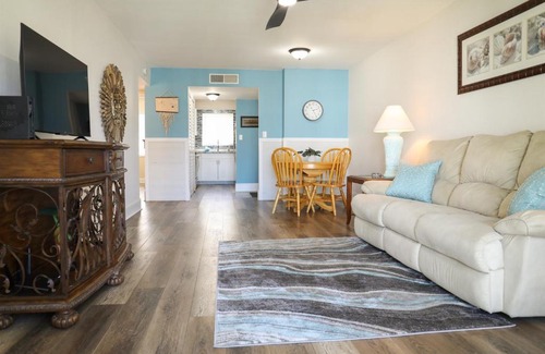 Clearwater Apartment | Tradewinds Retreat - Pool, 15 min to Clearwater Beach