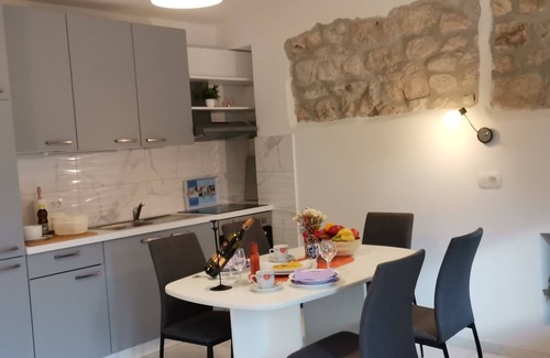 Mokosica House | Tradicional vacation house small vilage