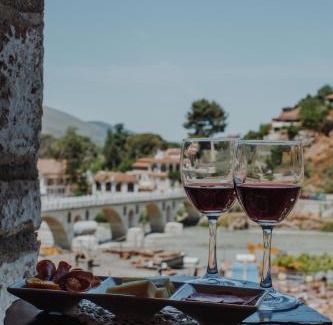 Berat Hotel | Tradita e Beratit