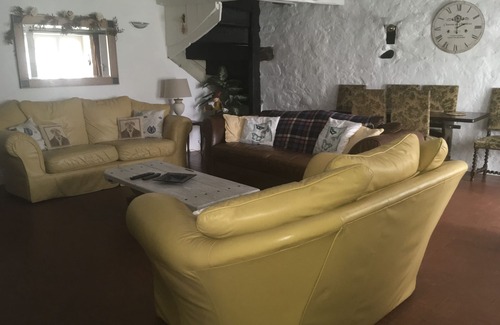 Saint-Pierre-de-Plesguen Other | Traditional French farmhouse in Brittany