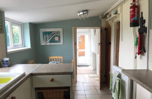 Felinfach Cottage | Traditional 2-Bed Welsh Cottage, Ystrad Aeron,