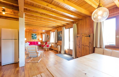 Montgenevre Ski Chalet | Traditional Alpine chalet with 3-4 bedrooms, well suited for 3-4 couples