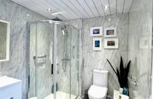 Belfast House | Traditional Belfast House 10 Mins From City Centre