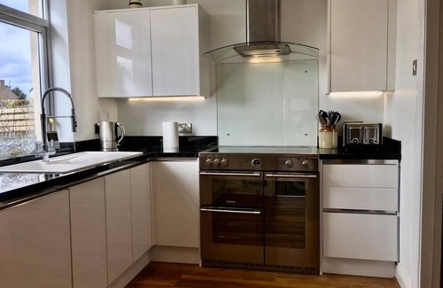 Seahouses House | Traditional, Charming 3 Bedroom House in Seahouses
