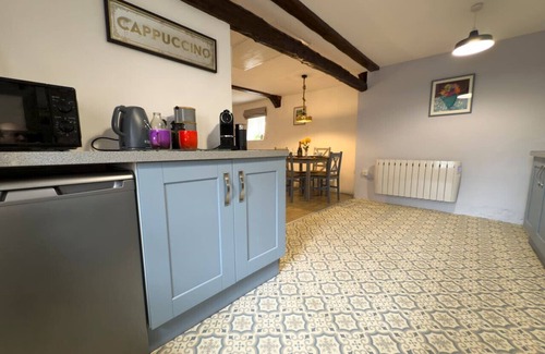 Pennant House | Traditional Country Cottage