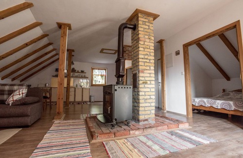 Plaski Apartment | Traditional cozy apartment near Plitvice lakes