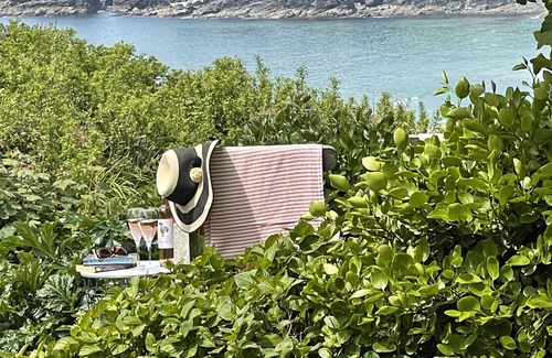 Saint Erth Praze Other | Traditional Farmhouse, close to beach, stunning sea views, parking & huge garden