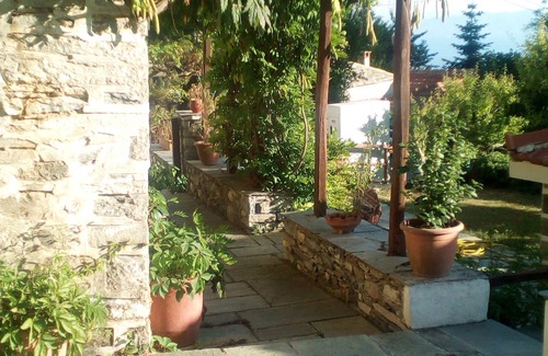 Vizitsa House | Traditional Guest Home Dimou