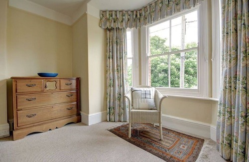 Hunstanton House | Traditional Handsome Norfolk House In A Quiet Village In North Norfolk