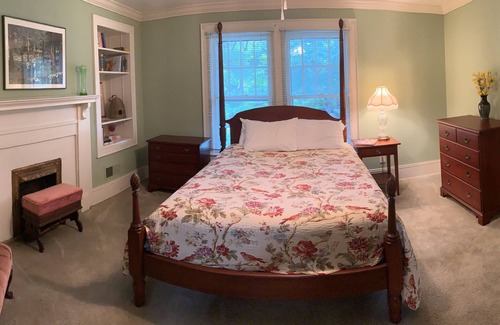 Lattimore Bed & Breakfast | Traditional & Historic Country Home Away From Home