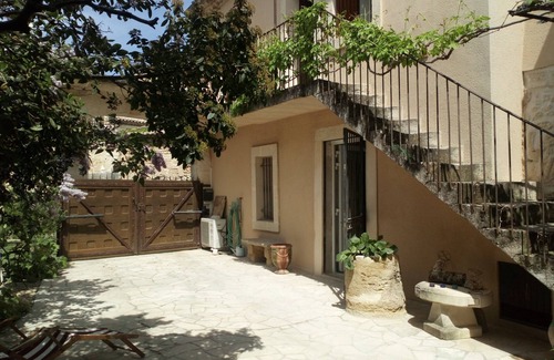 Junas House | Traditional house in the heart of a typical southern village 30 minutes from the sea.