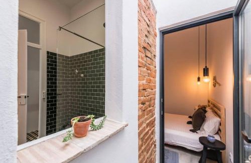 Portimao City Centre Villa | Traditional house: private pool and sunny terrace