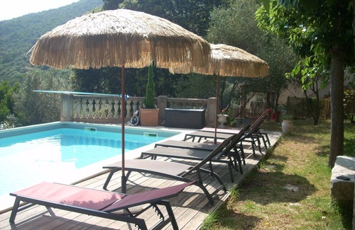 Sartene House | Traditional house with swimming pool for 1 couple - two children