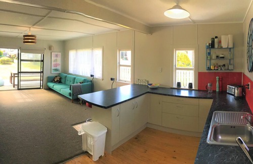 Whangamata House | Traditional Kiwi Bach on large secure section, sleeps 12