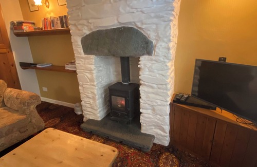 Grasmere Cottage | Traditional lakeland cottage refubished without losing old world charm, Car park