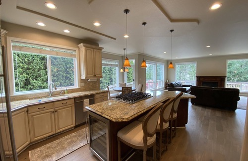 West Linn House | Traditional Large Family Home
