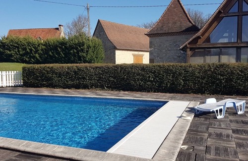 Issendolus House | Traditional Lot cottage