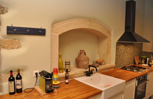 Ierapetra House | Traditional stand-alone spacious stone house in a small village