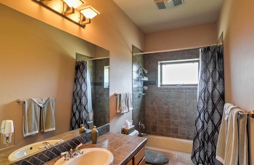 Taos House | Traditional Taos Home: 26 Acres w/ Mountain Views