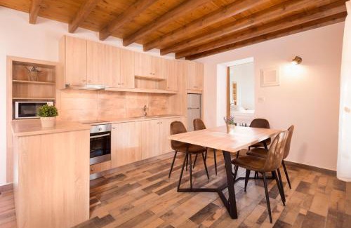 Dikaio Villa | Traditional Villa Stergia