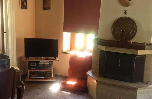 Karya House | Traditional village house on Argolis for 6 persons