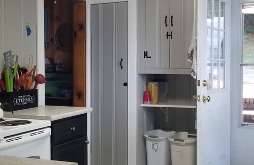 Naples House | Traditional Waterfront Maine Cottage on Long Lake with great swimming.