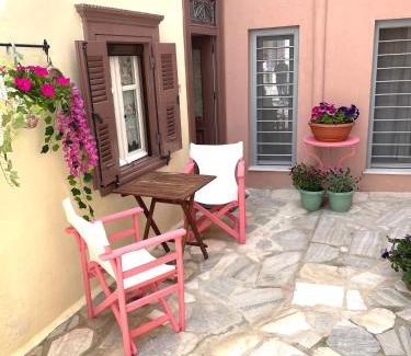 Ermoupoli Villa | Traditional wood and stone Villa