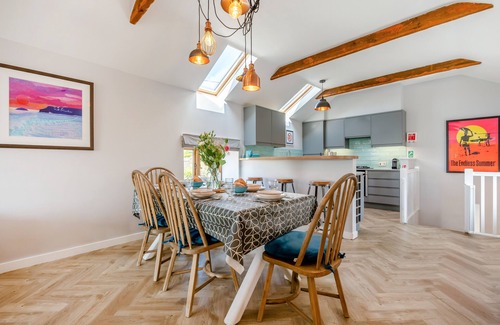 Trenance House | Traeth Barn - Three Bedroom House, Sleeps 5