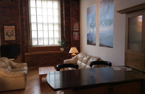 St George's Quarter Apartment | Trafalgar Warehouse Apartments
