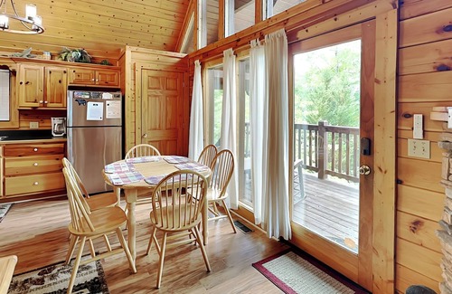 Black Bear Falls Cabin | Trail's End