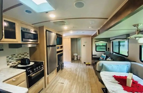 Harrisburg House | Trailer in Charlotte