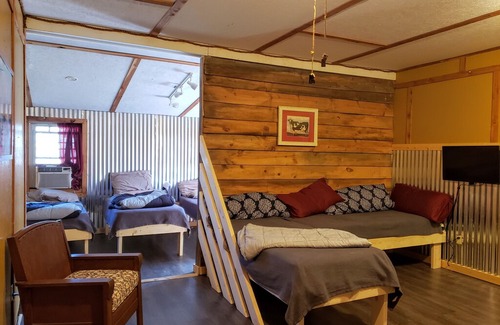 Compton House | Trailhead Cabin in the Heart of the Upper Buffalo