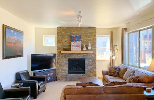 Winter Park House | Trailhead Lodges Building 401 Unit 422
