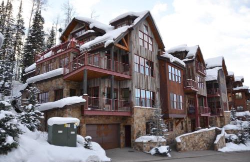 Mountain Village Apartment | Trails Edge
