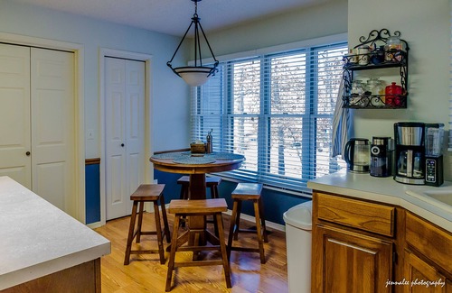 Bella Vista House | Trails, Golf & Ozark beauty in NW Arkansas 20% Discount for 30+ day booking!