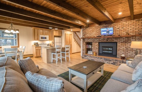 Bessemer Apartment | Trailside Duplex with Luxury, Space, and Stunning Views