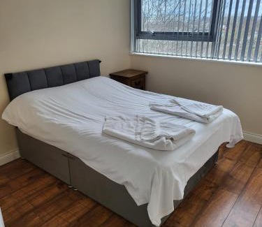 Crewe Apartment | Train Station Apartments