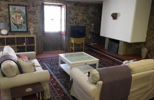 Lanhelas House | Trajadinha - Casa da Travessa