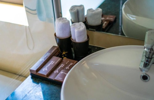 Hoa Lu Hotel | Trang An Retreat