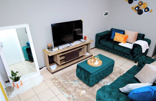Boksburg Apartment | Tranquil 2-bedroom apartment with WiFi in Boksburg