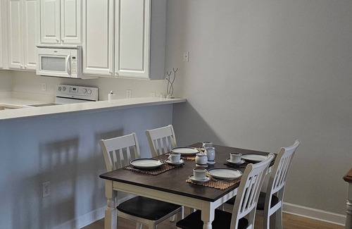 Calabash Condo | Tranquil 2-bedroom condo in Calabash with AC, fitness room, WiFi