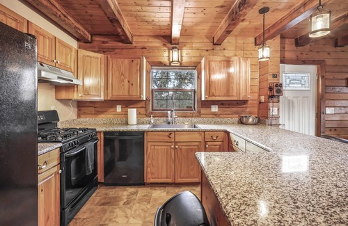 Florissant Cabin | Tranquil 30 acre retreat! Huge cabin with hot tub!