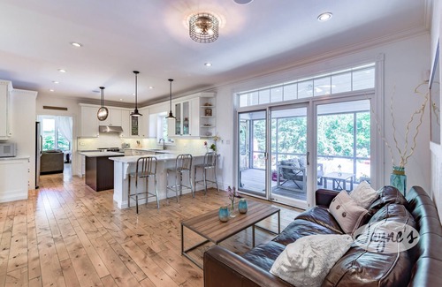 Colling Woodlands House | Tranquil 4 bed 4 bath home in Collingwood