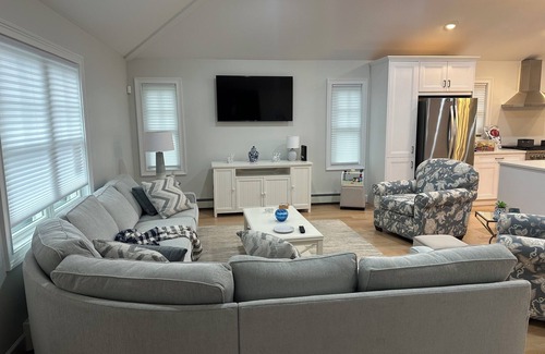 East Quogue House | Tranquil 4-bedroom house with AC in East Quogue. Heated Pool/covered patio.