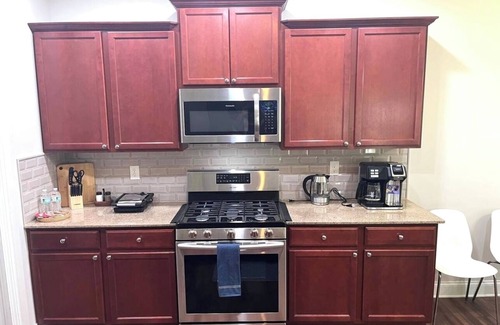 Wessex Square House | Tranquil 4-bedroom house in Charlotte
