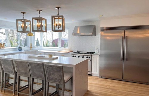 Gloucester House | Tranquil 7-bedroom house with Ocean views in Gloucester's charming Rocky Neck